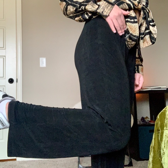 VTG 80’s / 90’s Black Slinky Flown Boho Pants - Picture 6 of 8